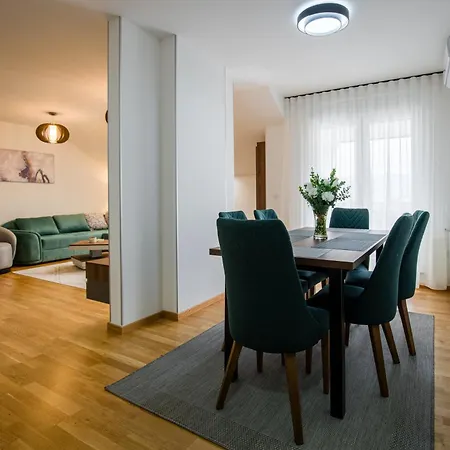 View 43 Аранделовац