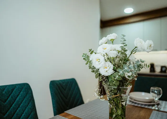 View 43 Apartamento *