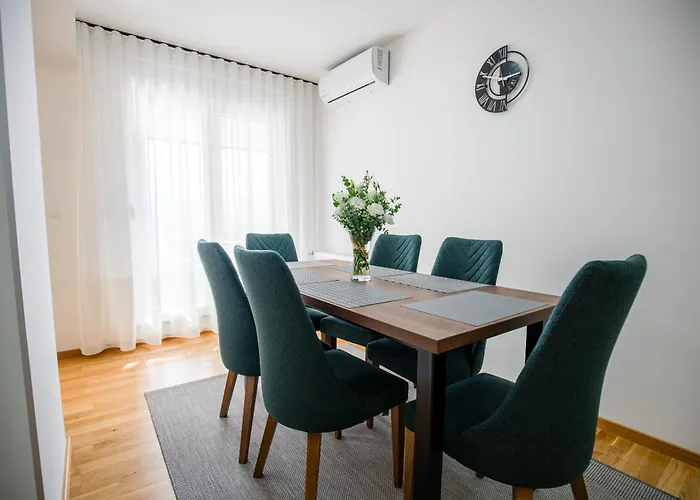 View 43 Arandjelovac