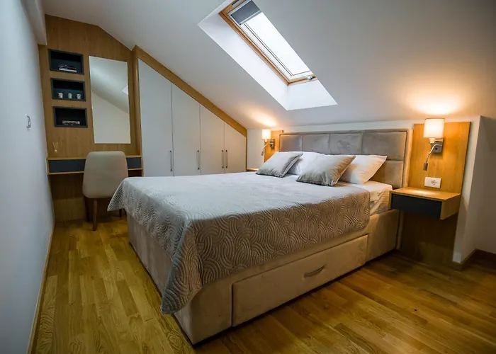 View 43 Apartamento *